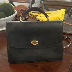 Coach Elegant Black Leather Handbag